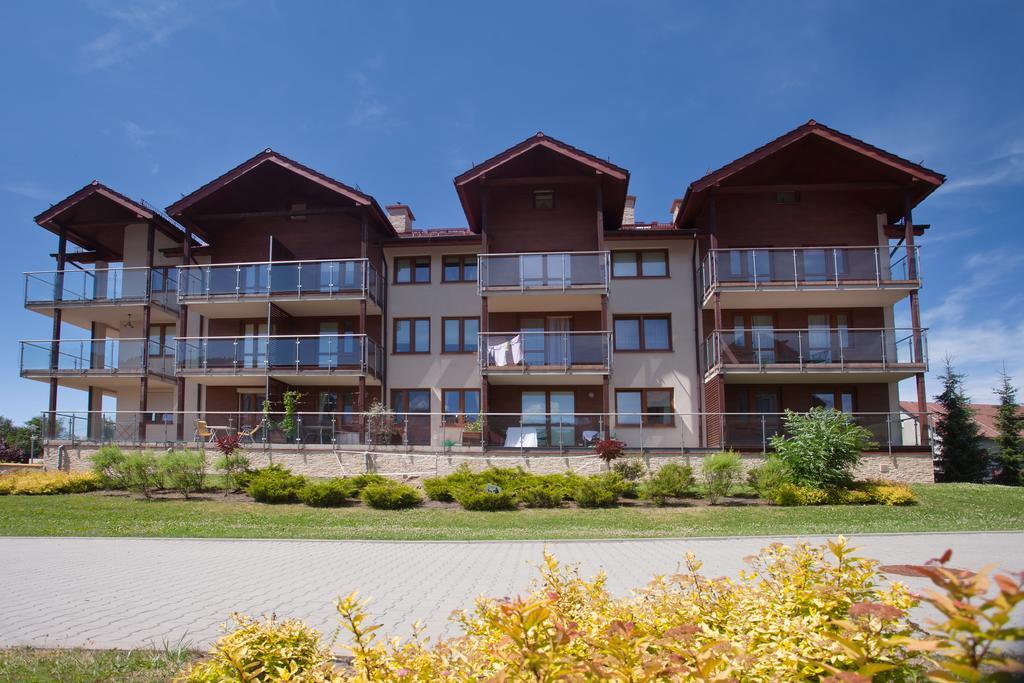 Apartament Szmaragdowy Apartment กรินีซา ดรอยจ์ ภายนอก รูปภาพ