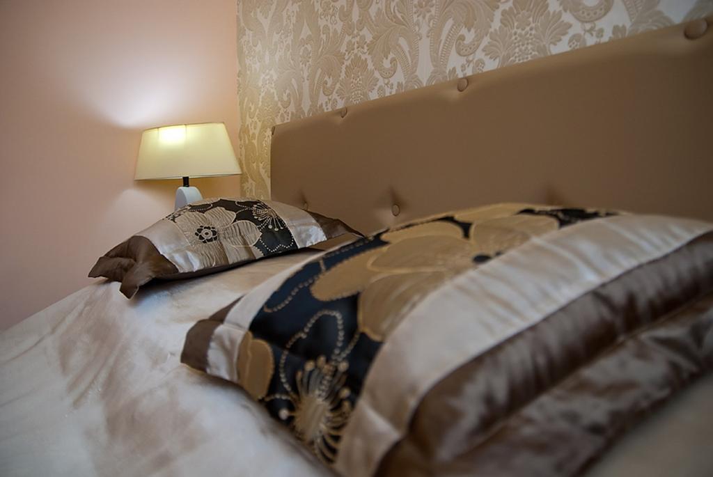 Apartament Szmaragdowy Apartment กรินีซา ดรอยจ์ ภายนอก รูปภาพ