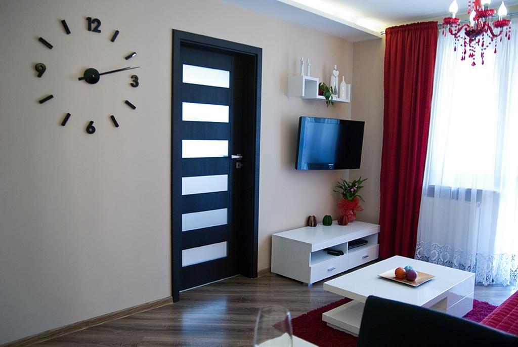 Apartament Szmaragdowy Apartment กรินีซา ดรอยจ์ ภายนอก รูปภาพ